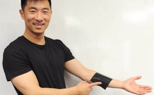 Растягиваемая программируемая клавиатура для носимых компьютеров