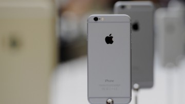 iPhone не так просто достать в России