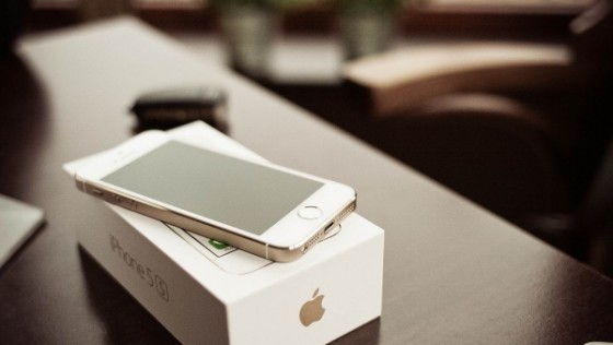 [Интервью] Что будет с ценами на iPhone в России? Мнение представителя индустрии
